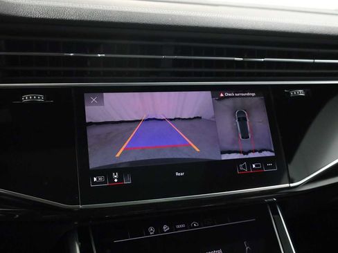 Used 2023 Audi Q8 Premium Plus w/ Premium Plus Package image 32