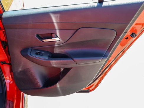 New 2026 Nissan Sentra SR w/ Floor Mat Package FWD image 18