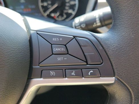 Used 2025 Nissan Altima 2.5 SV image 22