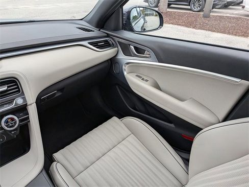 Used 2023 Genesis G70 2.0T w/ Sport Prestige Package image 15