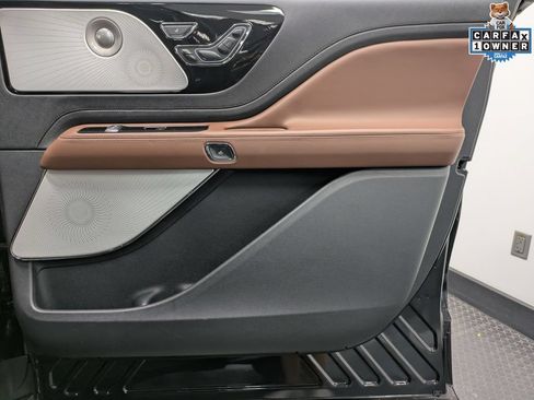Used 2025 Lincoln Aviator Reserve w/ Equipment Group 201A AWD/4WD image 35