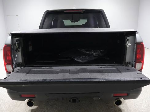Used 2025 Honda Ridgeline Sport image 5