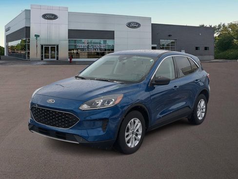 Used 2022 Ford Escape SE w/ Cold Weather Package image 6