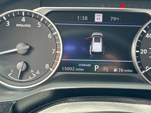 Used 2024 Nissan Pathfinder SL w/ SL Premium Package FWD image 28