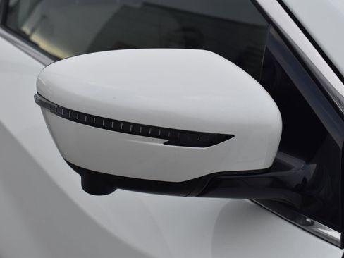 Used 2024 Nissan Murano Platinum w/ Cargo Package image 13