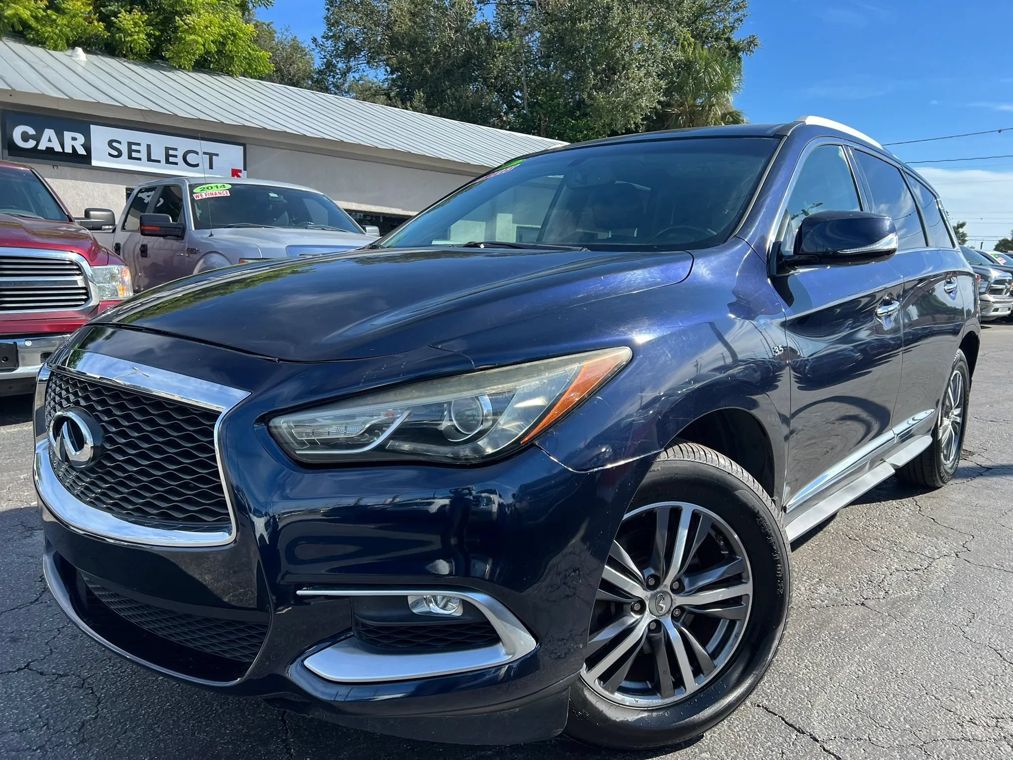 Used 2016 INFINITI QX60 Luxe AWD/4WD image 1