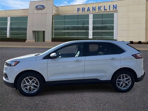 Certified 2024 Ford Edge SEL image 4