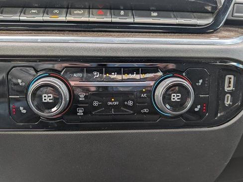 Used 2023 Chevrolet Silverado 1500 LT image 24