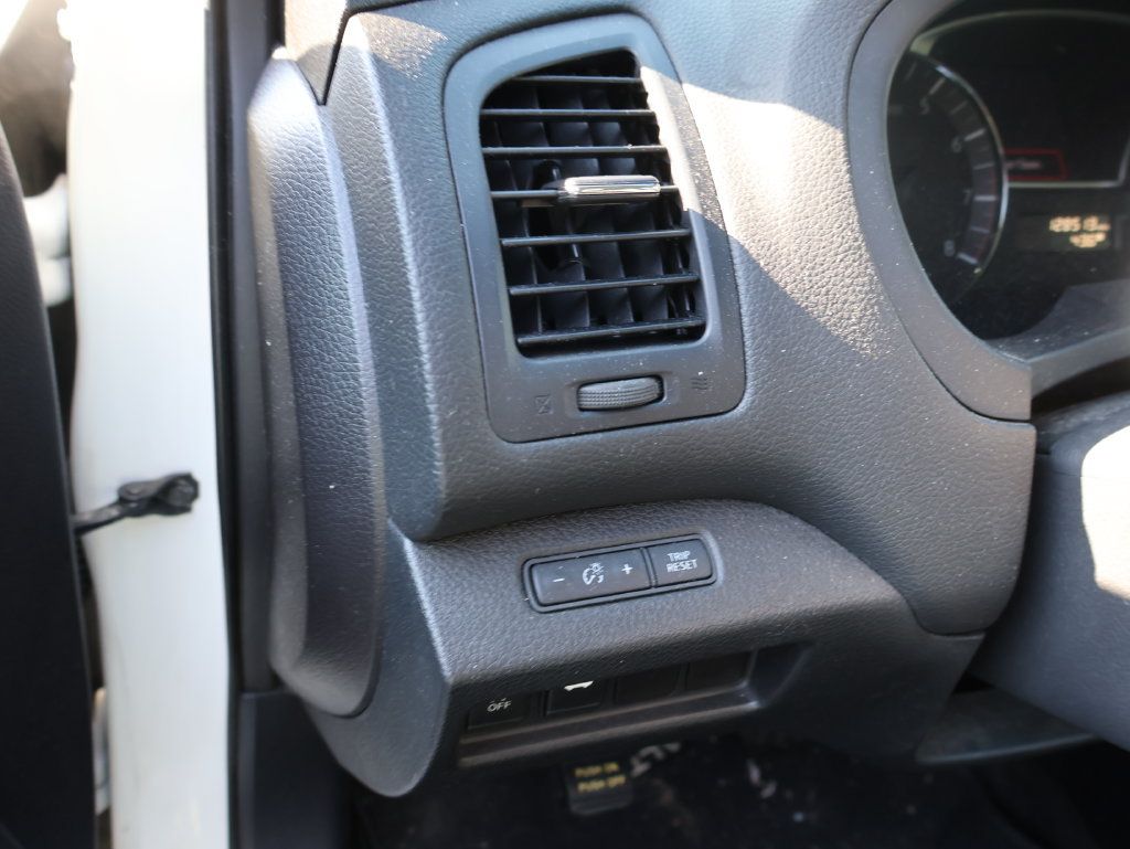 Used 2015 Nissan Altima 2.5 S w/ Power Driver Seat Package FWD image 17