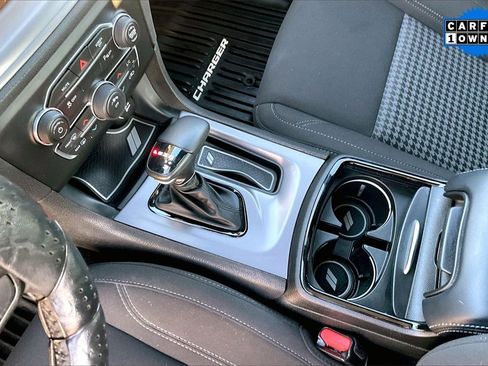 Used 2023 Dodge Charger SXT w/ Blacktop Package image 17