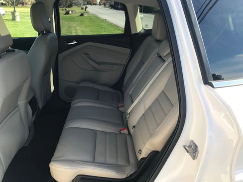 Used 2018 Ford Escape SEL w/ Ford Safe & Smart Package image 34