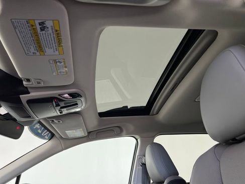 Certified 2024 Subaru Outback Limited XT image 23