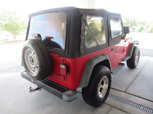 Used 1998 Jeep Wrangler SE AWD/4WD image 9