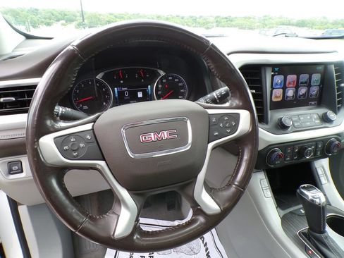 Used 2019 GMC Acadia SLT AWD/4WD image 12