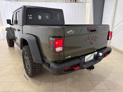 Used 2022 Jeep Gladiator Rubicon w/ Cold Weather Group AWD/4WD image 5