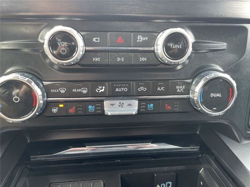 Used 2026 Ford F250 Lariat w/ Lariat Premium Package AWD/4WD image 31