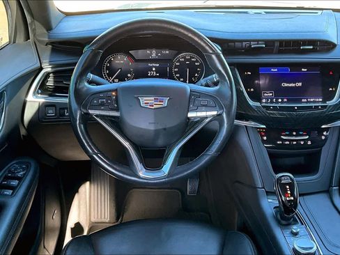 Used 2020 Cadillac XT6 Premium Luxury image 5