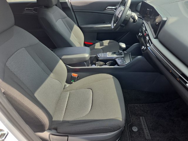 Certified 2026 Kia Sportage LX AWD/4WD image 18