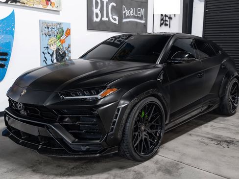 Used 2020 Lamborghini Urus image 13