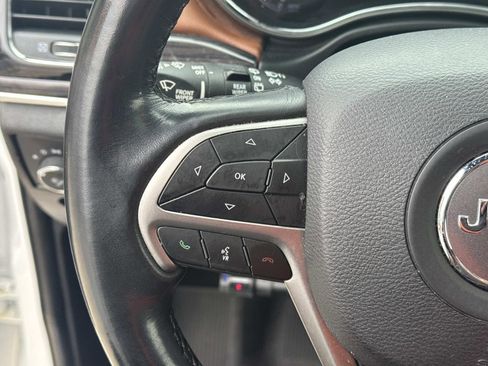 Used 2021 Jeep Grand Cherokee Overland image 22