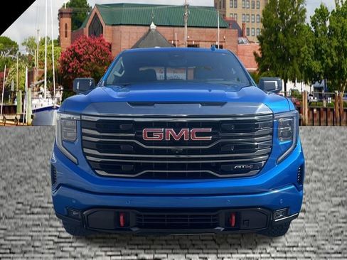 Used 2023 GMC Sierra 1500 AT4 w/ Technology Package image 1