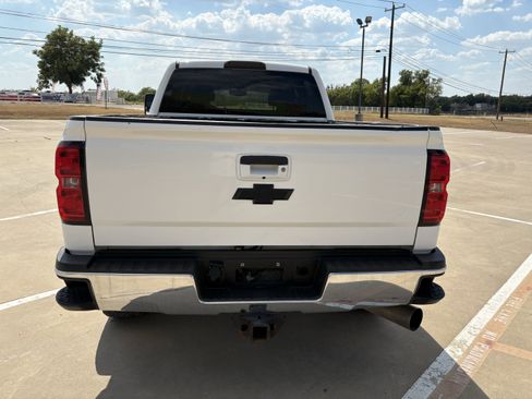 Used 2016 Chevrolet Silverado 2500 LT image 4
