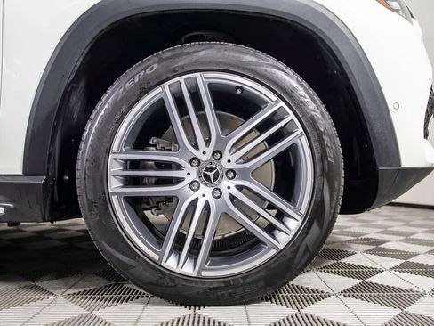 Used 2022 Mercedes-Benz GLS 450 4MATIC image 43