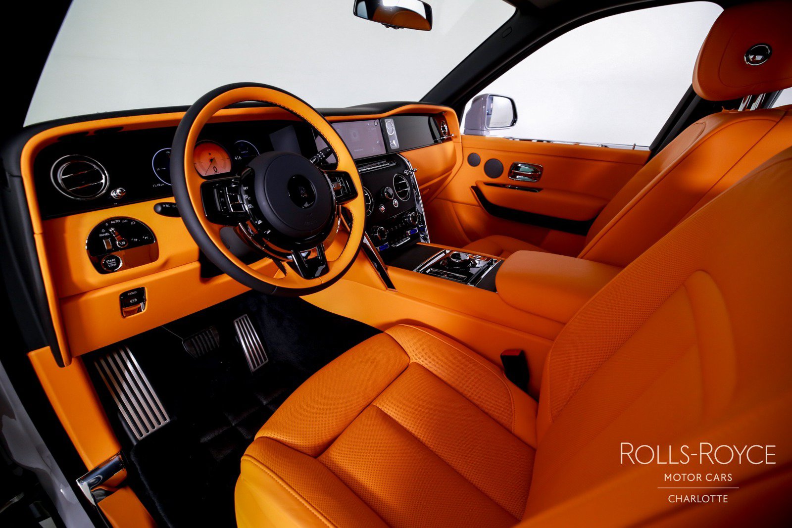 Used 2026 Rolls-Royce Cullinan AWD/4WD image 4