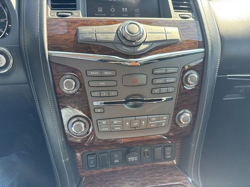 Used 2020 Nissan Armada SL w/ Premium Package image 14