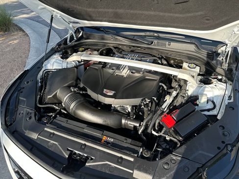 Used 2024 Cadillac CT5 V Blackwing w/ Driver Assist Package RWD image 19
