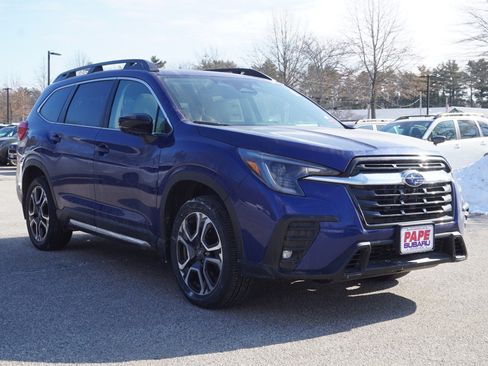 New 2026 Subaru Ascent Limited image 3
