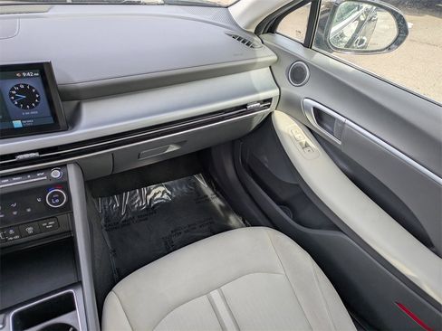 Certified 2025 Hyundai Sonata SEL image 15