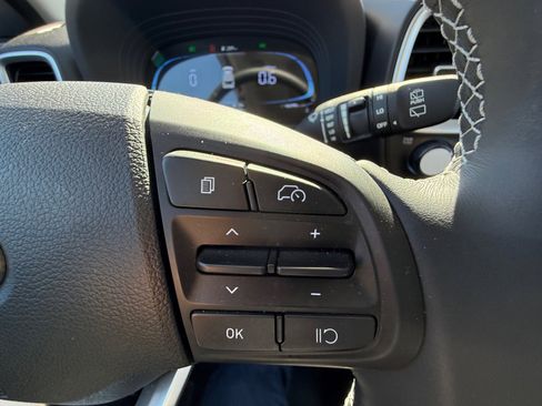 New 2025 Hyundai Venue SEL image 33