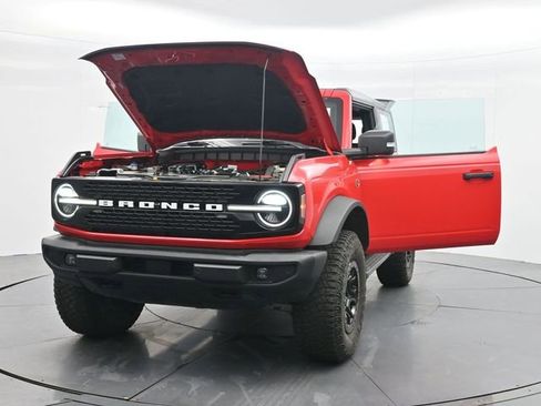 Used 2022 Ford Bronco Wildtrak AWD/4WD image 34