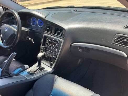 Used 2005 Volvo S60 R AWD/4WD image 25