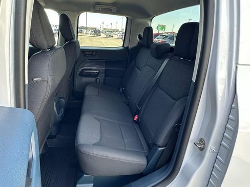 Used 2025 Ford Maverick XL image 12