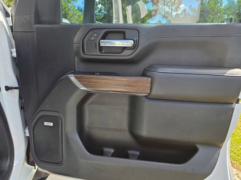 Used 2022 Chevrolet Silverado 3500 High Country w/ Technology Package AWD/4WD image 30