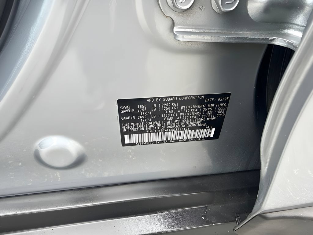 Used 2025 Subaru Outback Premium AWD/4WD image 22