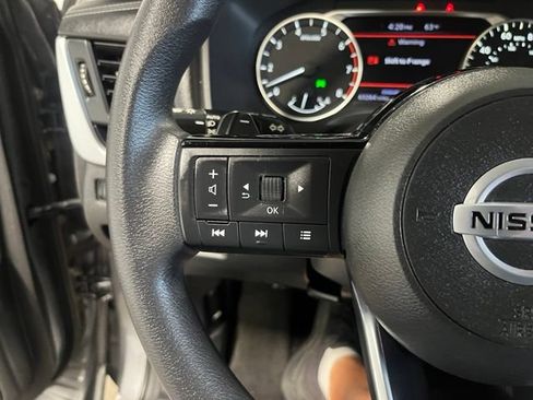 Used 2021 Nissan Rogue S FWD image 26