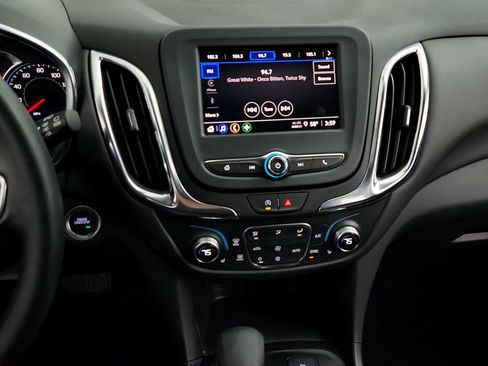 Certified 2024 Chevrolet Equinox LT w/ LPO, Floor Liner Package FWD image 20