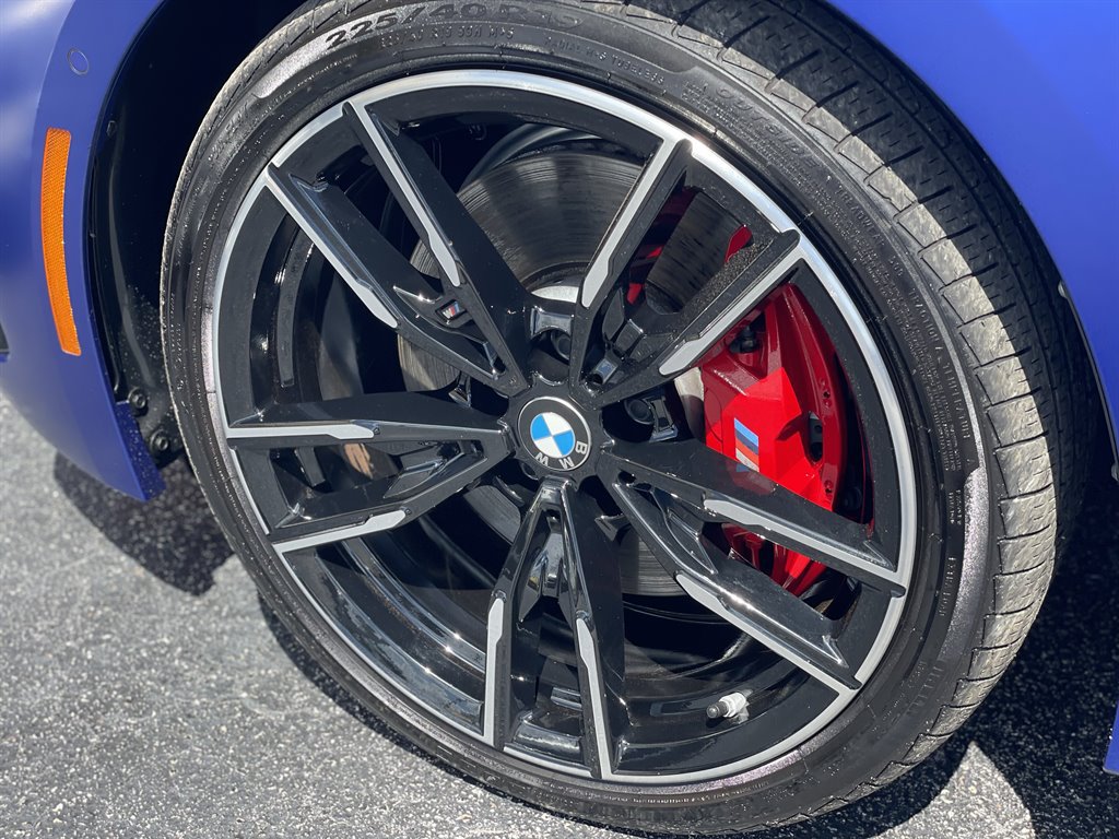 Used 2025 BMW M340i w/ Premium Package RWD image 4