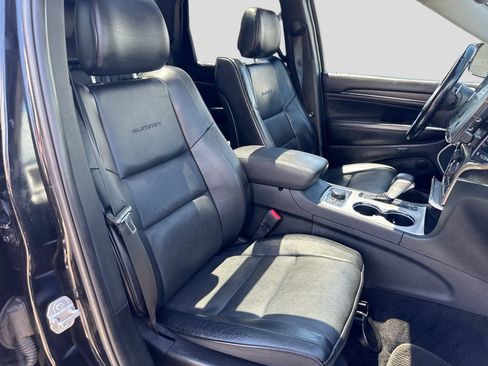 Used 2018 Jeep Grand Cherokee Summit AWD/4WD image 22