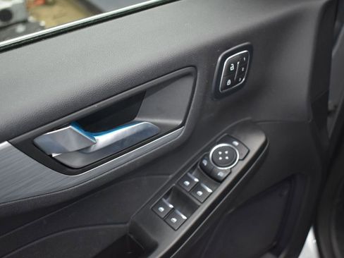 Used 2024 Ford Escape Platinum image 10