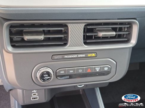 New 2026 Ford Maverick XL AWD/4WD image 13