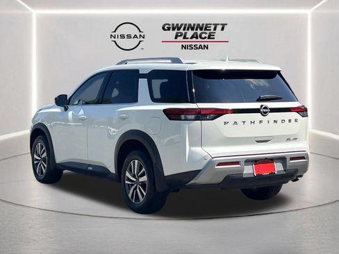 Used 2024 Nissan Pathfinder SL AWD/4WD image 25