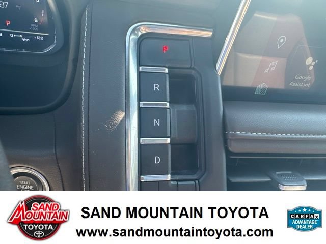 Used 2023 Chevrolet Tahoe Z71 w/ Luxury Package AWD/4WD image 22