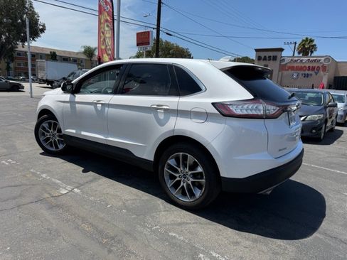 Used 2018 Ford Edge Titanium w/ Equipment Group 301A FWD image 6