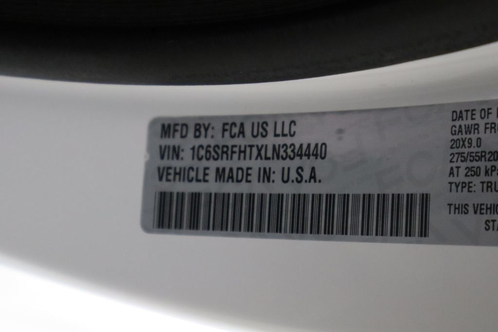 Used 2020 RAM 1500 Limited w/ Body Color Bumper Group AWD/4WD image 39