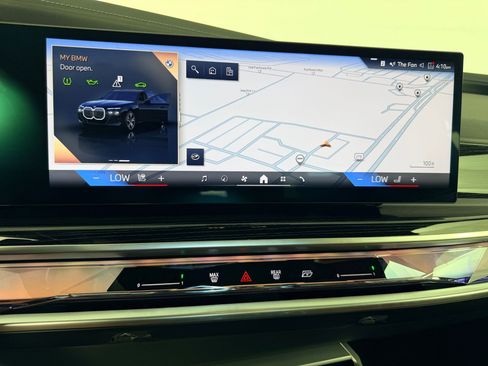Used 2026 BMW 740i RWD image 17