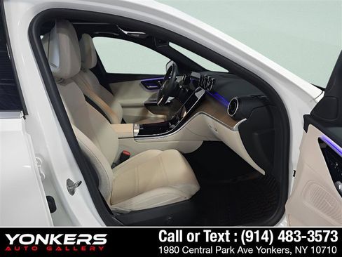 Used 2023 Mercedes-Benz C 300 4MATIC Sedan image 7
